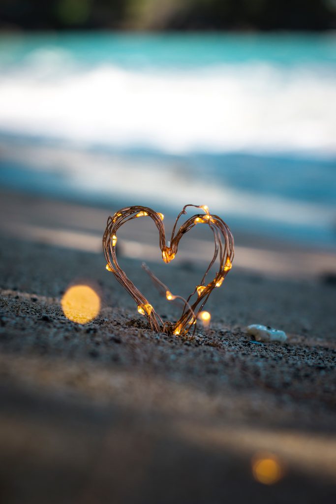 La puissance de l’Amour est infinie, saupoudrez-en où vous pouvez